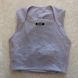 Bandit Running Stamina Iris Crop size small light thistle